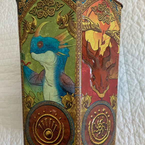 COPY - how to train your dragon popcorn tin - Picture 4 of 11